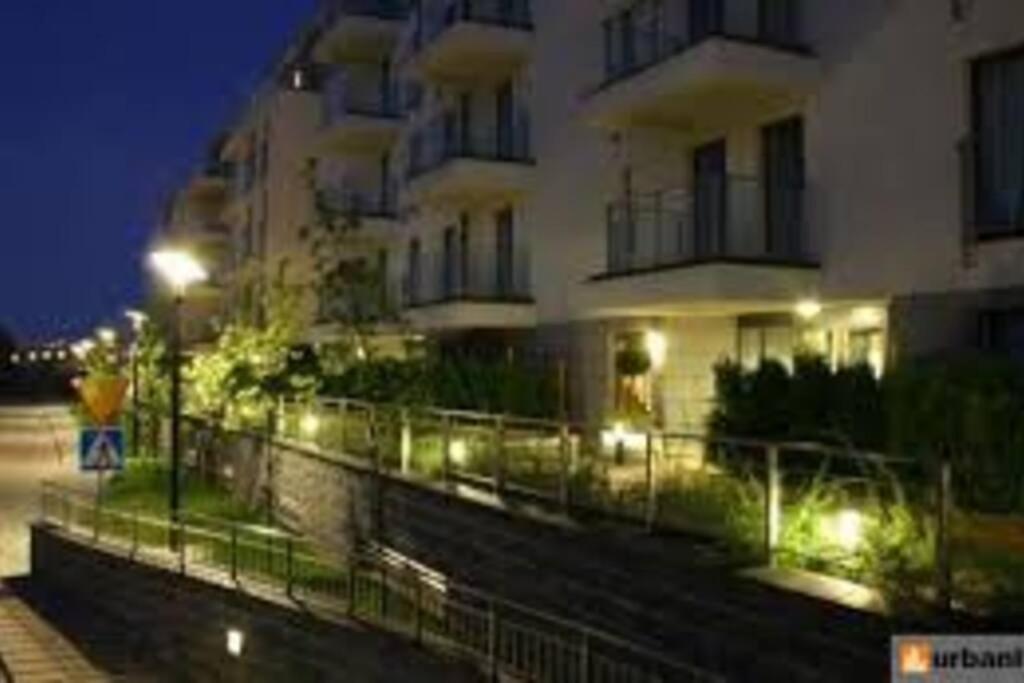 Warsaw King Size Apartment Exterior photo