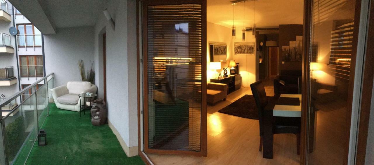 Warsaw King Size Apartment Exterior photo